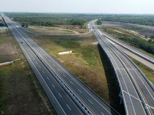 4 Ruas Tol Trans Sumatera Dikeluarkan dari PSN, Hutama Karya Buka Suara