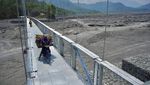 Sempat Diterjang Lahar Semeru, Jembatan Gantung Kaliregoyo Berfungsi Kembali