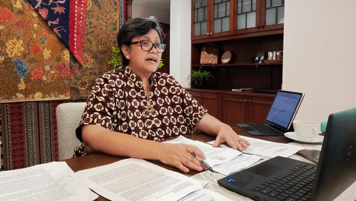 Lestari Moerdijat