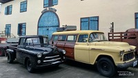 Mobil lama di Museum Angkut.
