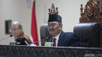 Menanti Putusan Majelis Kehormatan MK