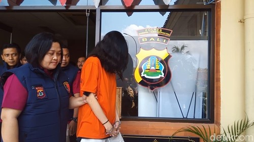Zhafira Difa Liestiatmaja pelaku yang bunuh dan buang oroknya di Bandara Internasional Ngurah Rai, Kamis (26/10/2023).