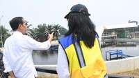Infrastruktur semacam ini sangat langka di Indonesia. Jokowi bercerita, selama 9 tahun menjabat dia sudah banyak meresmikan bandara, jalantol, ataupun pelabuhan. tapi baru kali ini dia meresmikan pengelolaan limbah.