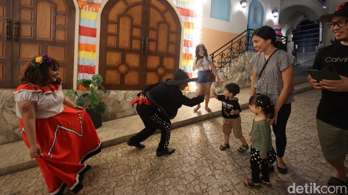 Nuansa Halloween yang Meriah di Trans Studio Cibubur Nuansa Halloween yang Meriah di Trans Studio Cibubur