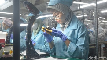 Pada seluruh rangkaian ini, Oppo menggunakan 130 tenaga kerja yang terbagi dalam 100 pos. Kualitas SDM Oppo di Indonesia, lebih tinggi dari China dan India lho! Foto: Argya D Maheswara/detikcom