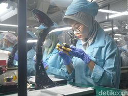 Melihat Oppo Find N3 Dibanting dan Ditekuk