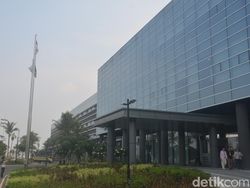Melihat Oppo Find N3 Dibanting dan Ditekuk