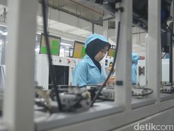Melihat Oppo Find N3 Dibanting dan Ditekuk