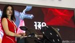 Paras Cantik Usher Bikin Betah Pengunjung IMOS 2023