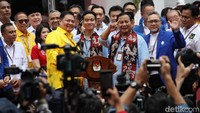 Prabowo-Gibran melaju sebagai Capres dan Cawapres 2024. Dan ini merupakan ke-5 kali nya Prabowo Subianto maju untuk Pilpres.