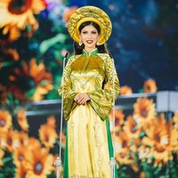 Gadis keturunan Belanda-Palembang itu masuk ke babak top 10. Dalam pidatonya, Ritassya membahas soal perang dunia Israel dan Palestina. Foto: dok. Instagram/@ritassyawellgreat