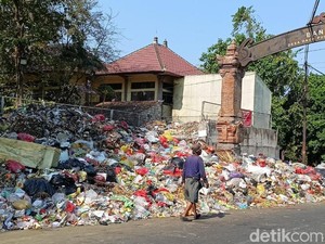 Sampah Menumpuk dan Meluber di Denpasar, DPRD Bela Pemkot
