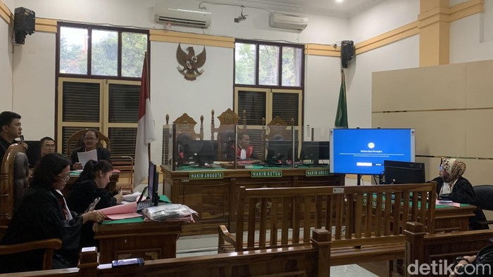 Sidang vonis petani asal Gayo Luwes Sabri di PN Medan (Raja Malo Sinaga/detikSumut)