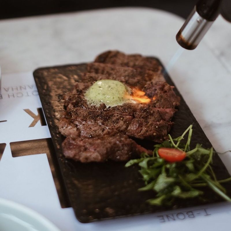 Tempat makan steak hits di Jakarta Selatan