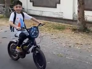 Viral Video Jan Ethes Bersepeda Sambil Dikawal, Begini Ceritanya