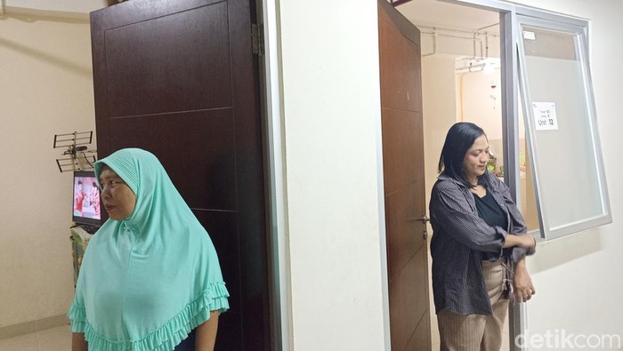 Warga yang kamarnya bersebelahan di Rusun Nagrak (Tiara Aliya/detikcom)