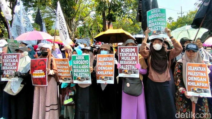 Aksi Bela Palestina di Surabaya