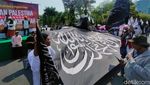 Teriakan Bela Palestina Menggema di Surabaya