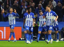 Kemenangan Pertama, Brighton Kalahkan Ajax Amsterdam 2-0