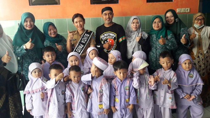 Bripka Amin Bangun Sekolah Gratis untuk Anak Yatim di Surabaya