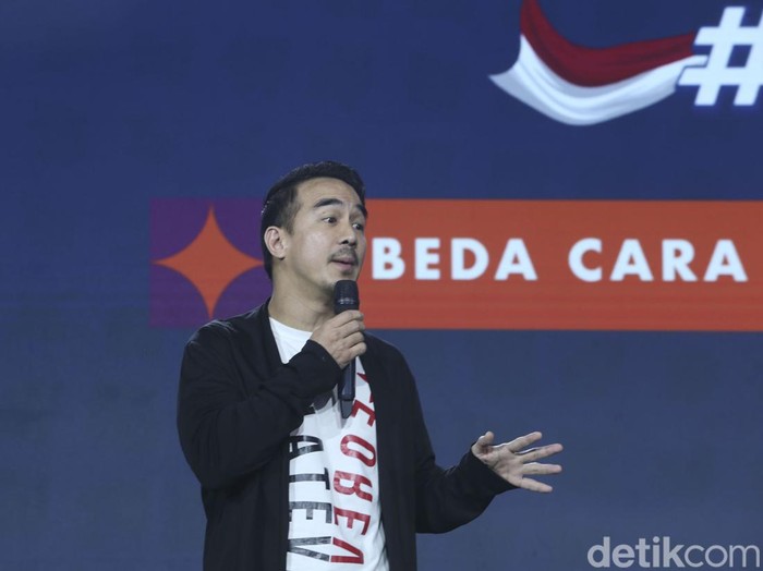Joe Taslim mengisi acara Demi Indonesia di sesi Beda Cara Bikin Bangga +62 di The Hall Senayan City, Jumat (27/10/2023).