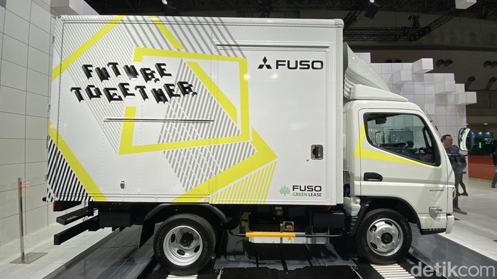 Fuso di Japan Mobility Show 2023