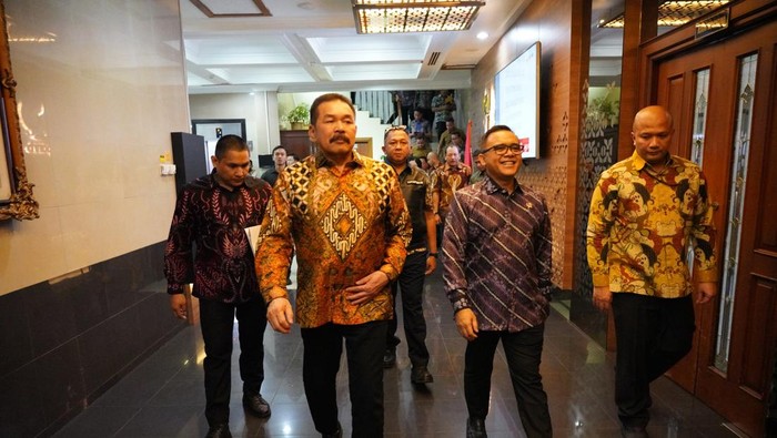 Jaksa Agung ST Burhanuddin bertemu dengan Menpan RB Abdullah Azwar Anas