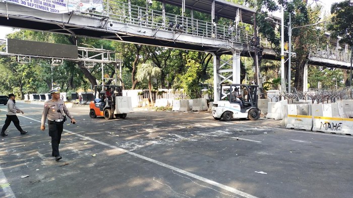Jalan Medan Merdeka Barat dibuka lagi (Tina/detikcom)