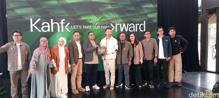 Kampanye Kahf membuat generator oksigen dari algae