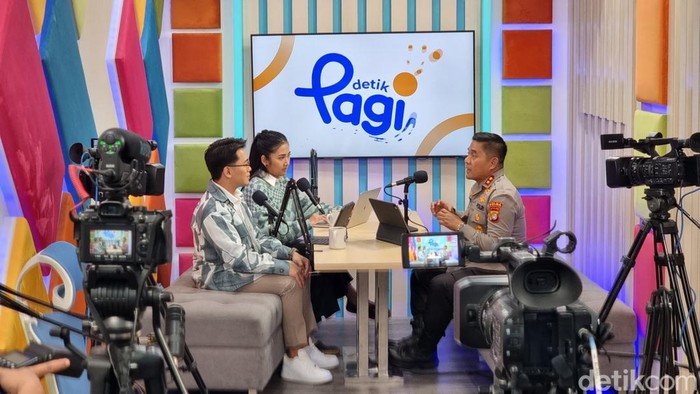 Kapolda Metro Jaya Irjen Karyoto di program Jumat Curhat detikPagi