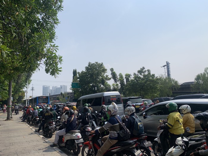 Macet parah di jalanan sekitar Stasiun Grogol (Mulia/detikcom)