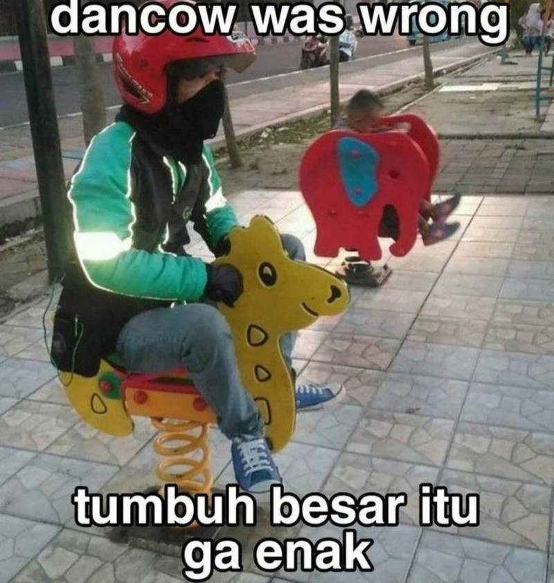 Waktu kecil rasanya ingin cepat-cepat jadi orang dewasa. Kalau sekarang, malah penginnya balik jadi anak kecil saja biar nggak menanggung banyak beban.