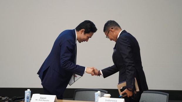 Sandiaga menjadi pembicara utama pada acara The 6th TEJ Ministerial Round Table di INTEX Osaka, Jepang