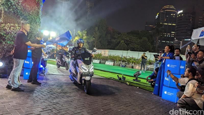 Peluncuran iPhone 15 di Blibli Midnight Launch