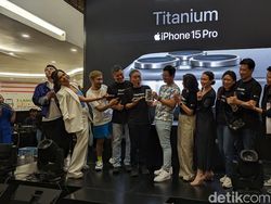 Para Legenda Bulutangkis RI Ikut Antre Peluncuran iPhone 15