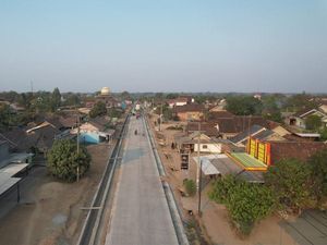 Dikunjungi Jokowi, Begini Progres Pembangunan Jalan di Lampung Tengah