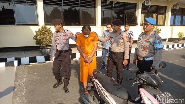 Polisi menangkap oknum wartawan yang mencuri kamera di DPRD Sleman, Jumat (27/10/2023).