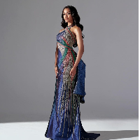 Farhana Nariswari tak lolos ke babak top 15 Miss International 2023. Meski demikian, wanita asal Jawa Barat itu tetap membawa pulang gelar. Puteri Indonesia 2023 itu mendapatkan gelar finalis dengan gaun malam terbaik atau Best in Evening Gown. Foto: Dok. Instagram Albert Yanuar, farhanariswari, Puteri Indonesia