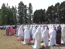 Niat Sholat Istisqa Meminta Hujan, Tata Cara dan Waktu Pelaksanaannya