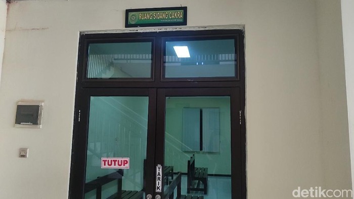 Sidang tertutup siswa bacok guru Madrasah Aliyah (MA) di Pengadilan Negeri (PN) Demak, Jumat (27/10/2023).