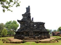 Studi Kelayakan Pemugaran Candi Arimbi Jombang