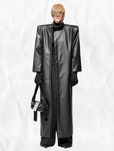 Koleksi Products milik Betsy Johnson.