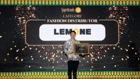Awalnya, Lemone merupakan usaha garmen yang dikelola secara konvensional di Pasar Tanah Abang, Jakarta. Meningkatnya permintaan membuat Lemonade membangun pabrik pada 2016 dan berhasil memproduksi puluhan ribu lusin per bulan. Pesatnya perkembangan Lemonade didukung oleh para pekerja berpengalaman sehingga diminati konsumen baik dalam maupun luar negeri.