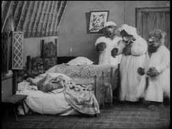 Bukan Hantu, Tapi Tetap Saja Foto Ini Bikin Merinding