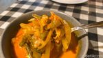 Gado-gado Racikan Mak Gobang yang Terkenal di BSD