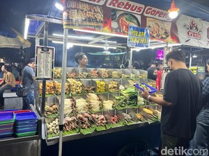 Wajib Coba! 63 Sate ala Korea Paling Hits di Alun-Alun Bekasi