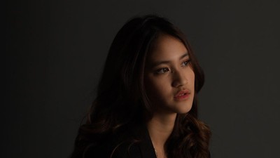 7 Foto Harleyava Putri Cantik Ferry Maryadi, Diisukan Dekat Dengan Anak Sule