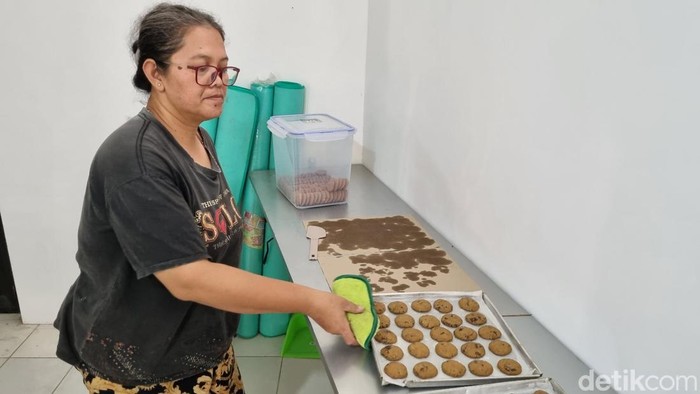 Penampakan cookies pisang hasil buatan kelompok Berkah Pisang Dewi Kamsa di Kampung Santan, Kalurahan Guwosari, Kapanewon Pajangan, Kabupaten Bantul.
