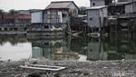 Potret Kampung Apung Surut Akibat Kemarau Panjang