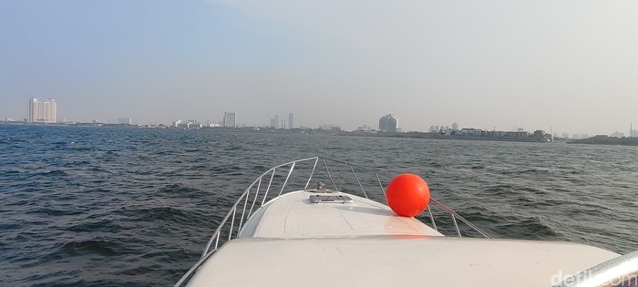 Polusi di Pulau Genteng Kecil, Kepulauan Seribu
